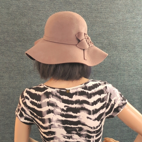 Cost Plus World Market Wool Felt Floppy Hat With Flower On Hatband - Picture 5 of 16